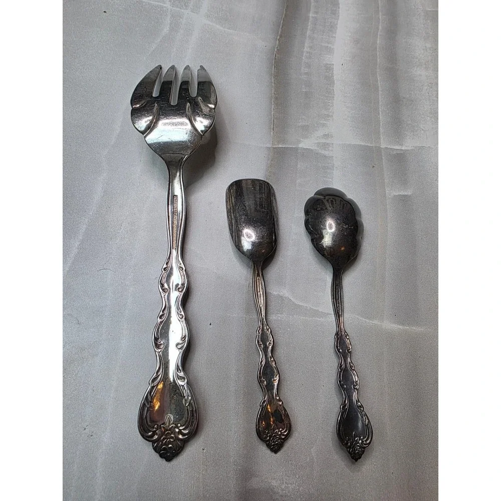 International Silverplate 3pc Serving Set Meat Fork Sugar Shell‎ Butter Knife A6